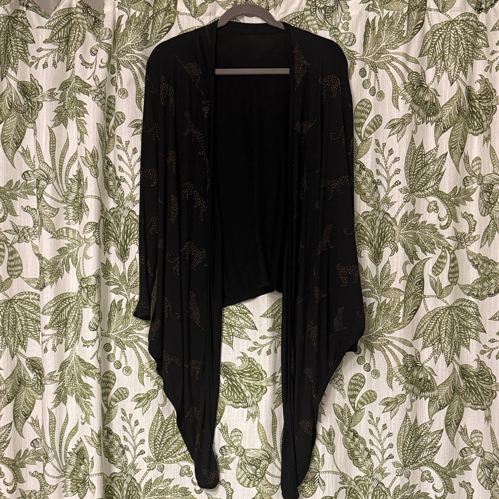 Sseko Design Sustainable Cheetah Shawl